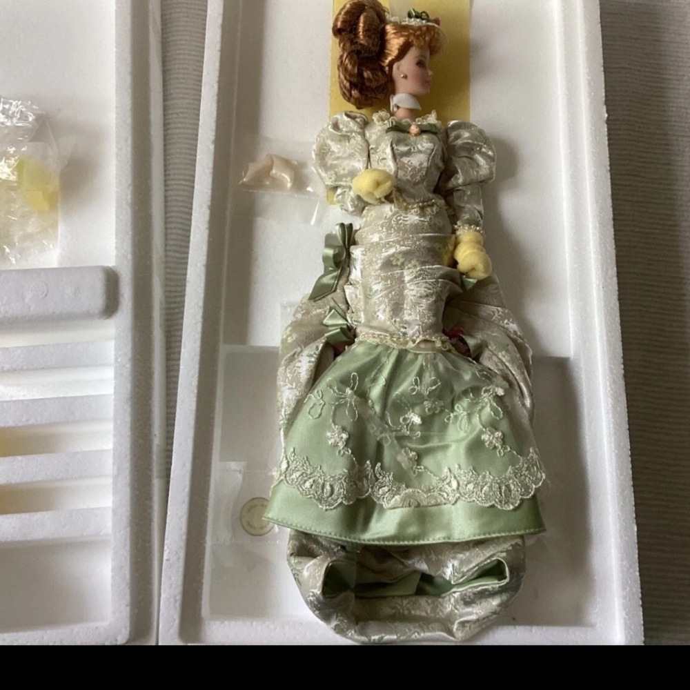 Vintage Mint Memories Barbie Doll